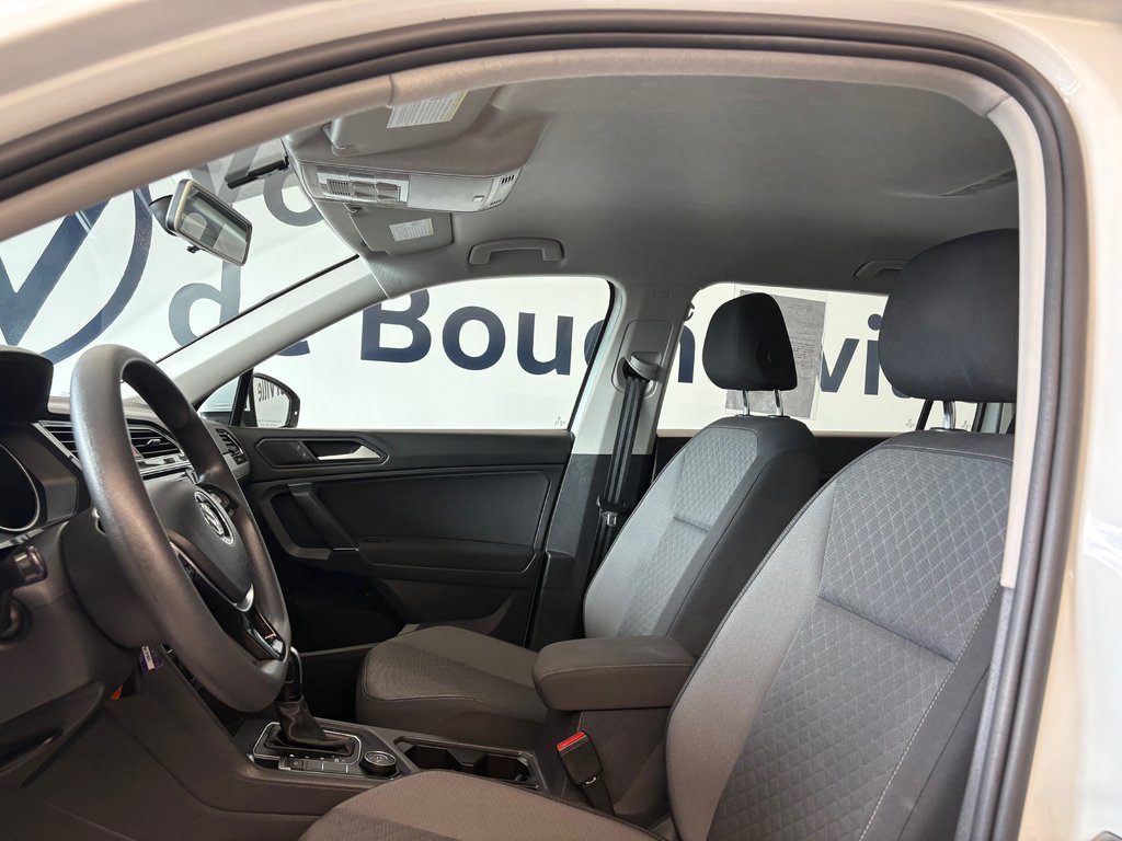 2020 Volkswagen Tiguan Trendline in Boucherville, Quebec - 12 - w1024h768px