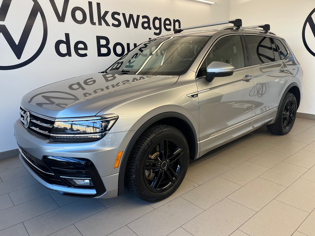 2021 Volkswagen Tiguan Highline in Boucherville, Quebec - 1 - w1024h768px