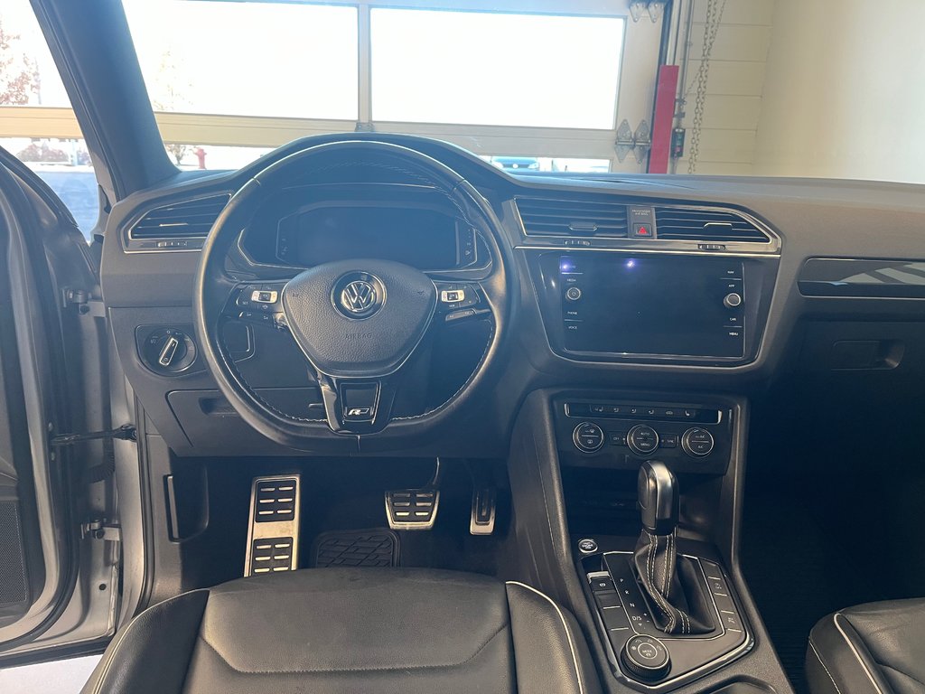 2021 Volkswagen Tiguan Highline in Boucherville, Quebec - 2 - w1024h768px