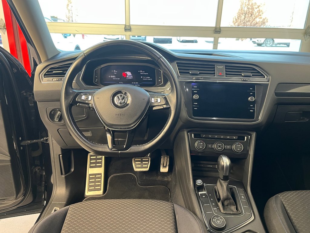 2021 Volkswagen Tiguan UNITED COMFORTLINE in Boucherville, Quebec - 2 - w1024h768px