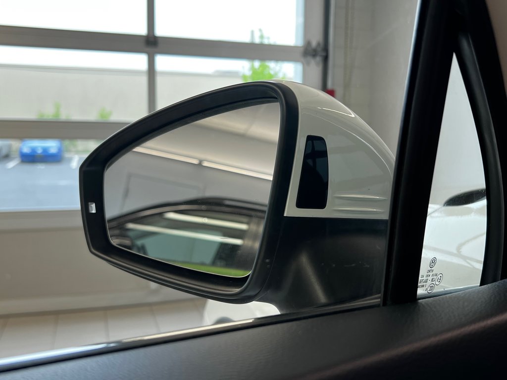 Volkswagen Tiguan Highline 2021 à Boucherville, Québec - 11 - w1024h768px