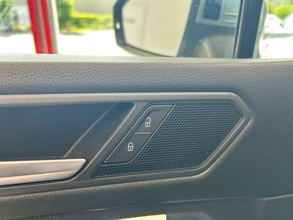 2021 Volkswagen Tiguan COMFORTLINE in Boucherville, Quebec - 18 - w1024h768px