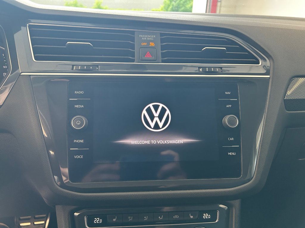 2021 Volkswagen Tiguan COMFORTLINE in Boucherville, Quebec - 24 - w1024h768px