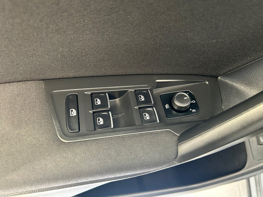 2021 Volkswagen Tiguan COMFORTLINE in Boucherville, Quebec - 17 - w1024h768px