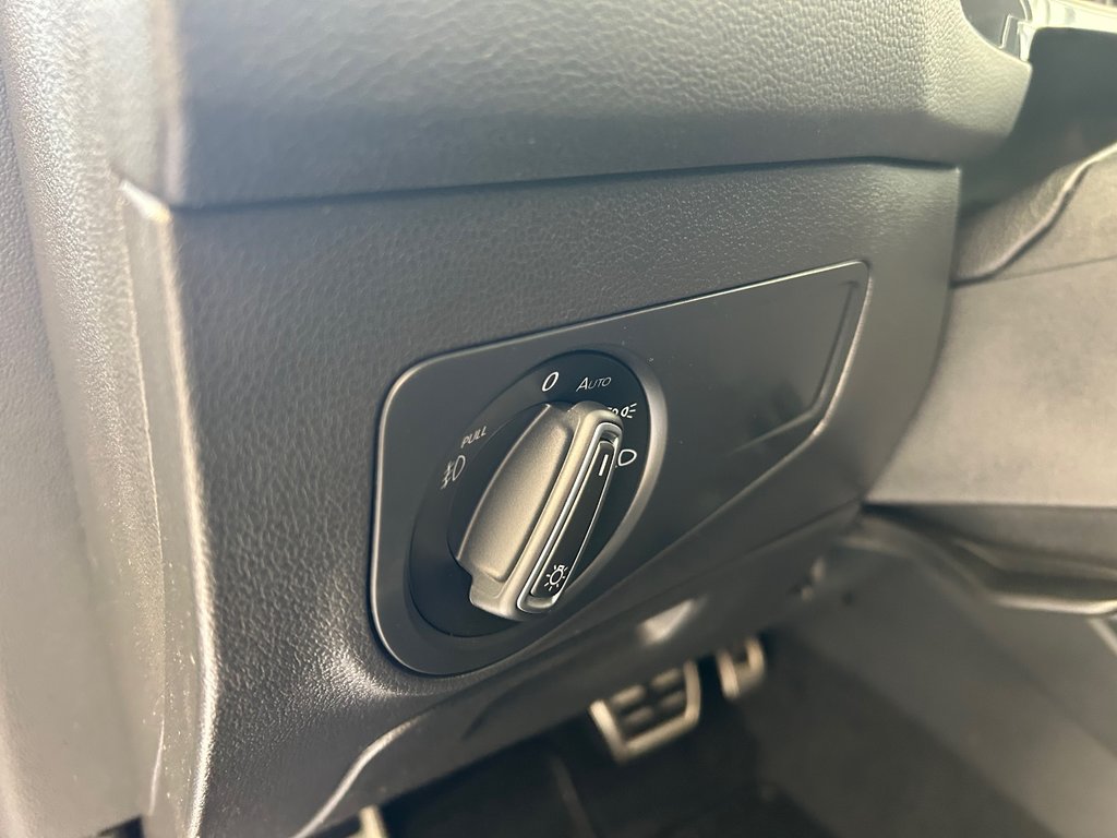 2021 Volkswagen Tiguan COMFORTLINE in Boucherville, Quebec - 19 - w1024h768px