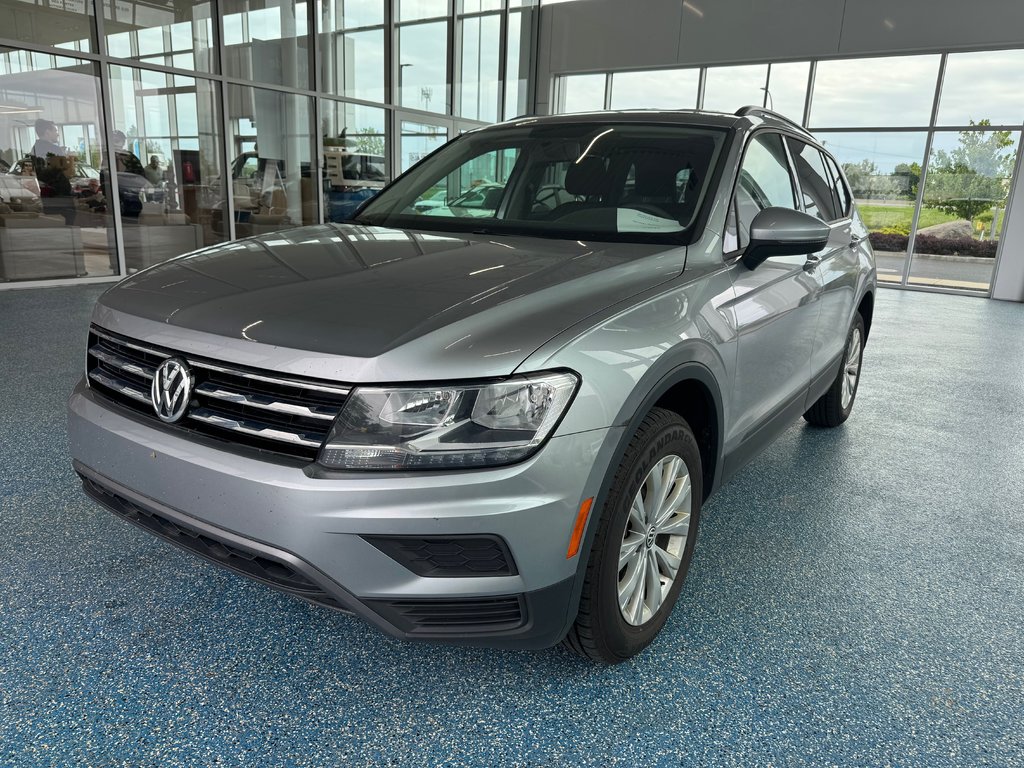 Volkswagen Tiguan TRENDLINE 2021 à Boucherville, Québec - 1 - w1024h768px