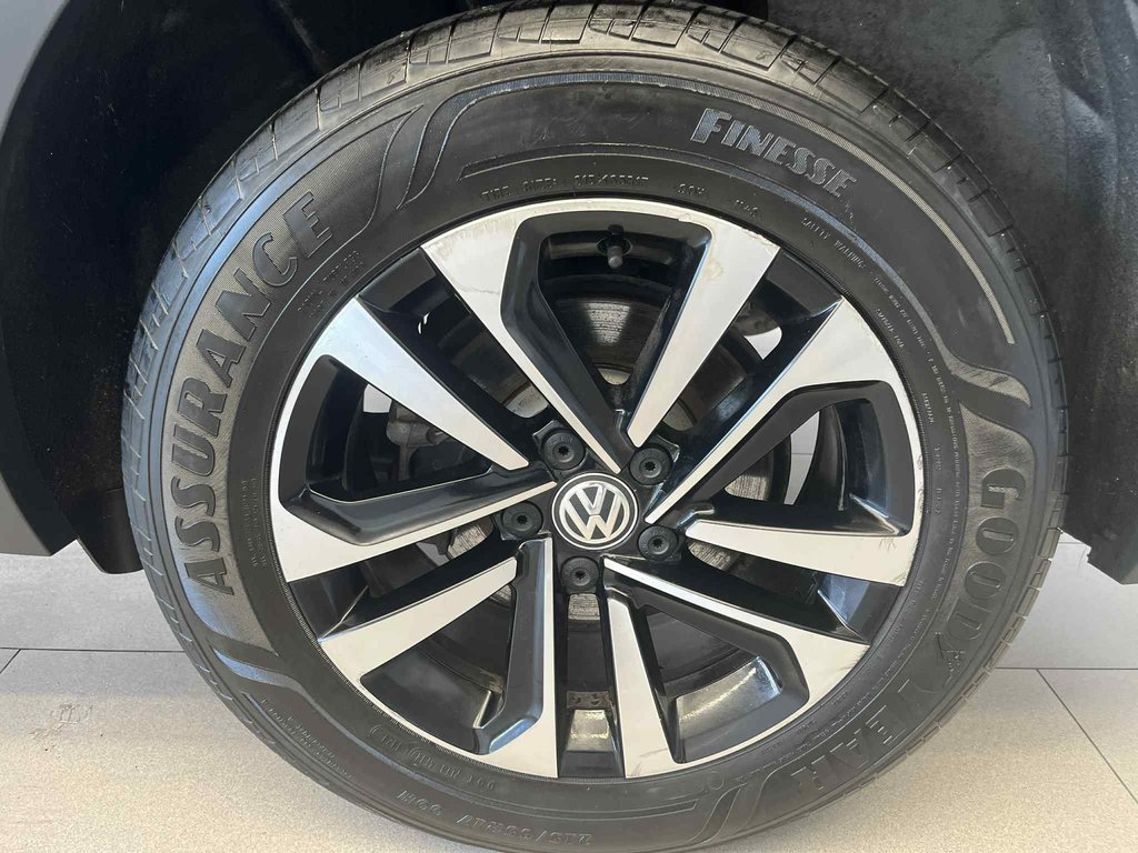 2021 Volkswagen Tiguan Comfortline United in Boucherville, Quebec - 17 - w1024h768px