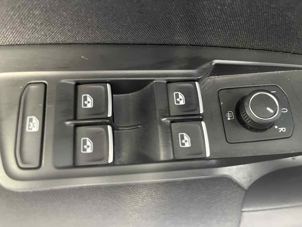 2021 Volkswagen Tiguan Comfortline United in Boucherville, Quebec - 16 - w1024h768px