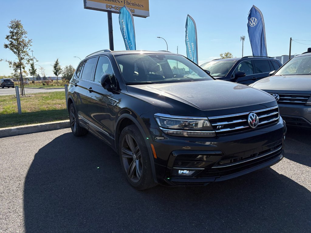 2021 Volkswagen Tiguan Highline in Boucherville, Quebec - 1 - w1024h768px