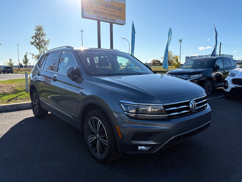 2021 Volkswagen Tiguan Highline in Boucherville, Quebec - 3 - w1024h768px