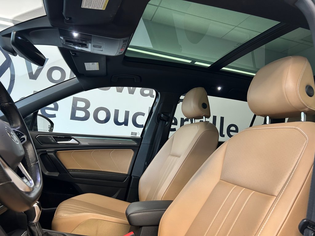 2022 Volkswagen Tiguan Comfortline R-Line Black Edition in Boucherville, Quebec - 15 - w1024h768px