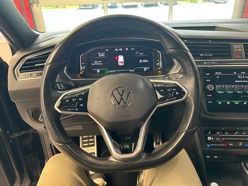 2022 Volkswagen Tiguan Comfortline R-Line Black Edition in Boucherville, Quebec - 35 - w1024h768px