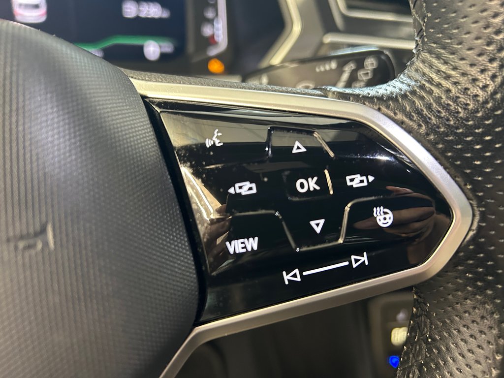 2022 Volkswagen Tiguan Comfortline R-Line Black Edition in Boucherville, Quebec - 30 - w1024h768px