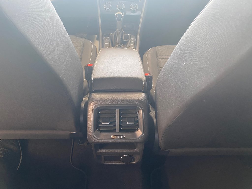 2022 Volkswagen Tiguan TRENDLINE in Boucherville, Quebec - 14 - w1024h768px