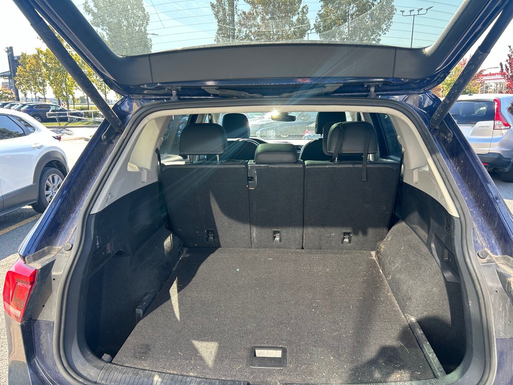 Volkswagen Tiguan Comfortline, 4MOTION,TOIT PANO, AUBAINE 2022 à Boucherville, Québec - 16 - w1024h768px