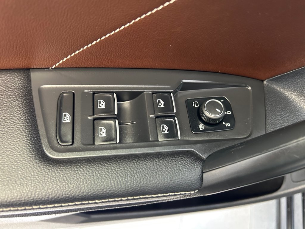 Volkswagen Tiguan HIGHLINE R-LINE 2023 à Boucherville, Québec - 18 - w1024h768px