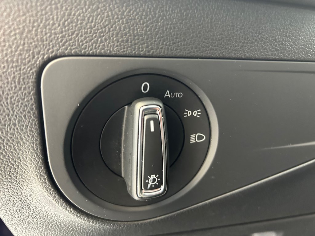 Volkswagen Tiguan COMFORTLINE 2023 à Boucherville, Québec - 21 - w1024h768px