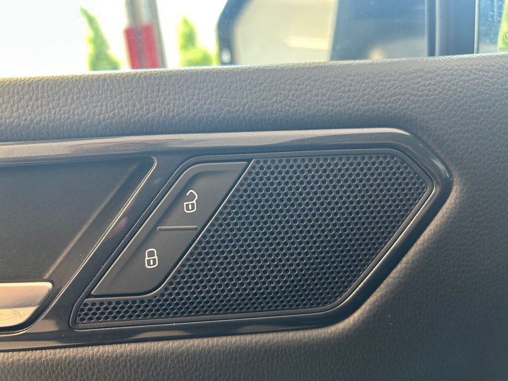Volkswagen Tiguan COMFORTLINE 2023 à Boucherville, Québec - 20 - w1024h768px