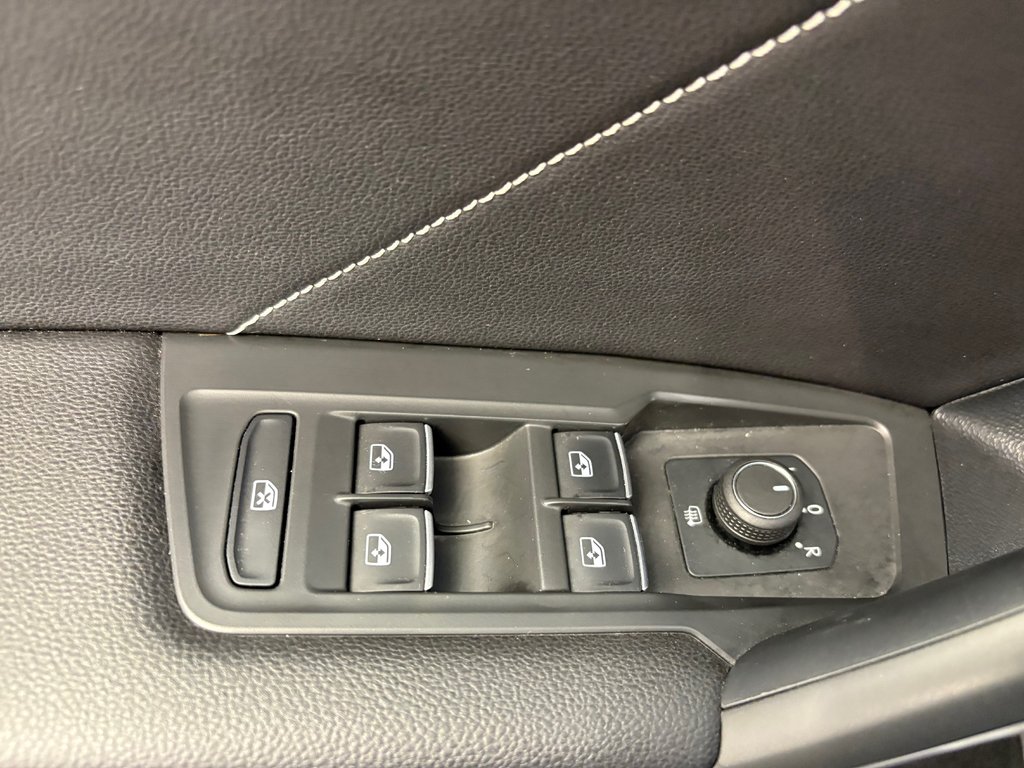 Volkswagen Tiguan Comfortline 4 Motion 2023 à Boucherville, Québec - 15 - w1024h768px