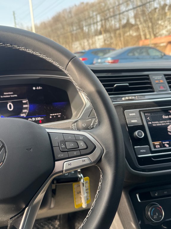 Volkswagen Tiguan Trendline AWD Bas Kilométrage 2023 à Terrebonne, Québec - 14 - w1024h768px
