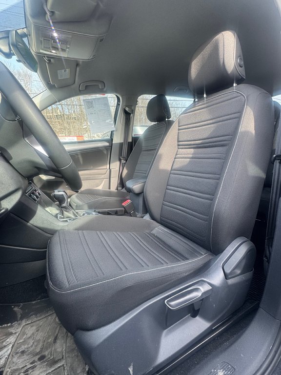 Volkswagen Tiguan Trendline AWD Bas Kilométrage 2023 à Terrebonne, Québec - 8 - w1024h768px