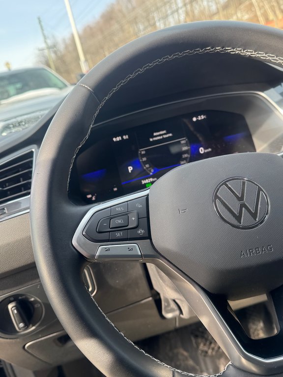 Volkswagen Tiguan Trendline AWD Bas Kilométrage 2023 à Terrebonne, Québec - 13 - w1024h768px
