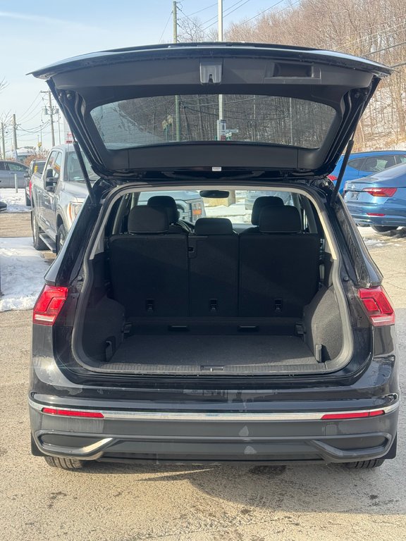 Volkswagen Tiguan Trendline AWD Bas Kilométrage 2023 à Terrebonne, Québec - 19 - w1024h768px