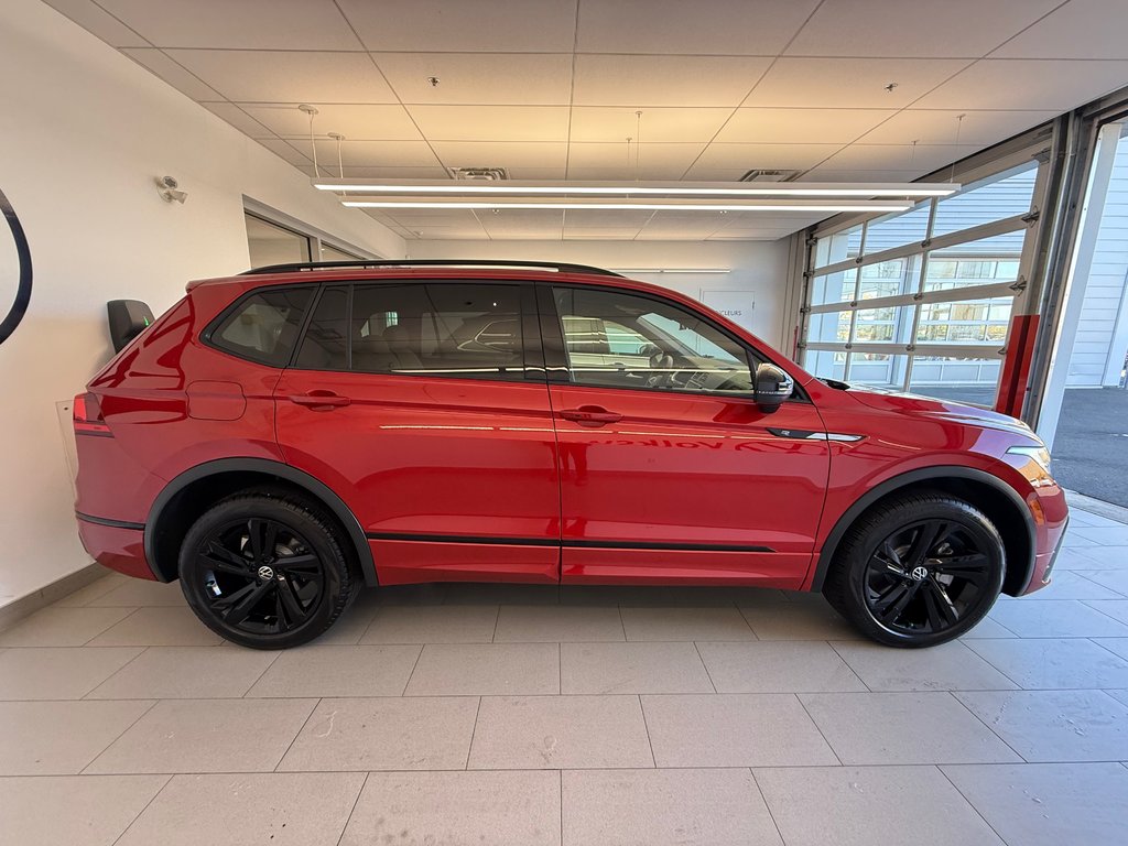 2024 Volkswagen Tiguan Comfortline R-Line Black Edition in Boucherville, Quebec - 12 - w1024h768px