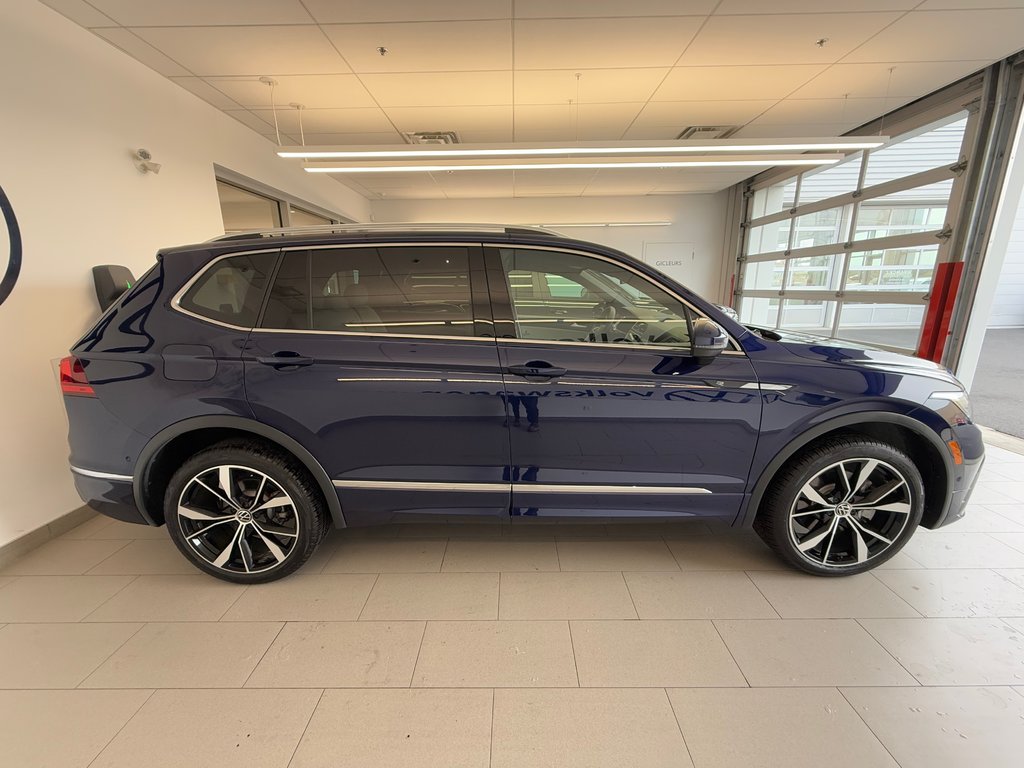 Volkswagen Tiguan Highline R-Line 2024 à Boucherville, Québec - 12 - w1024h768px