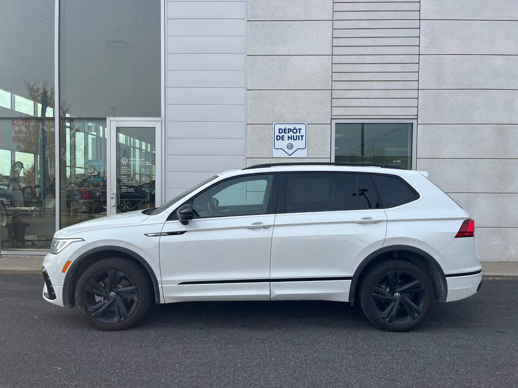 Volkswagen Tiguan Comfortline R-Line Black Edition 2024 à Boucherville, Québec - 3 - w1024h768px