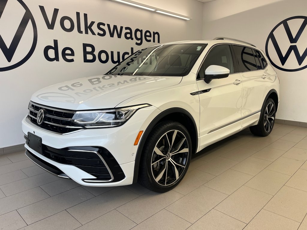 Volkswagen Tiguan Highline R-Line 2024 à Boucherville, Québec - 1 - w1024h768px