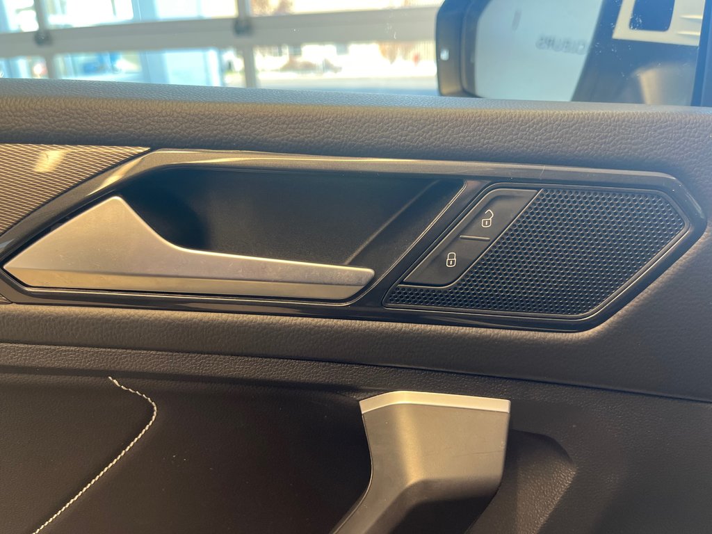 2024 Volkswagen Tiguan Comfortline in Boucherville, Quebec - 19 - w1024h768px