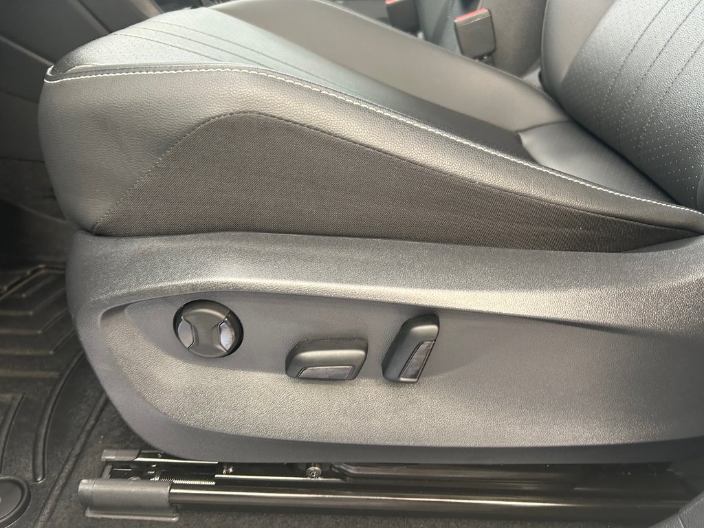 2024 Volkswagen Tiguan Comfortline in Boucherville, Quebec - 12 - w1024h768px