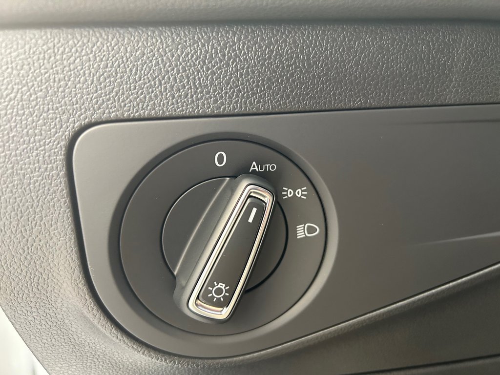 2024 Volkswagen Tiguan Comfortline in Boucherville, Quebec - 24 - w1024h768px