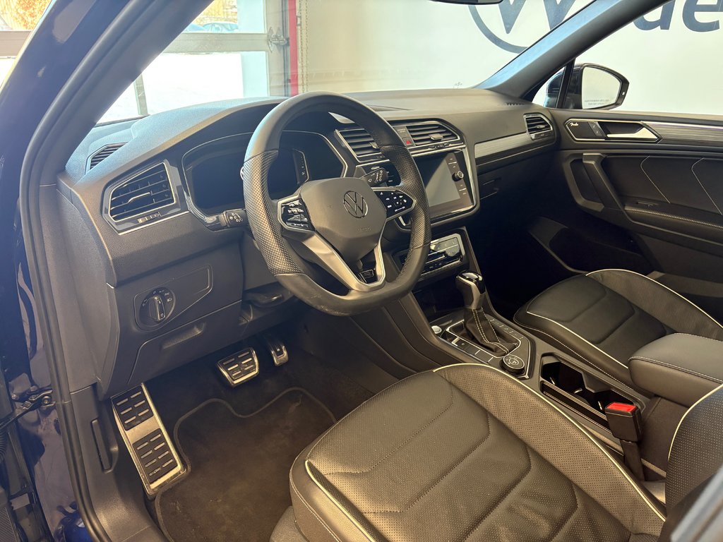2024 Volkswagen Tiguan Highline R-Line in Boucherville, Quebec - 13 - w1024h768px