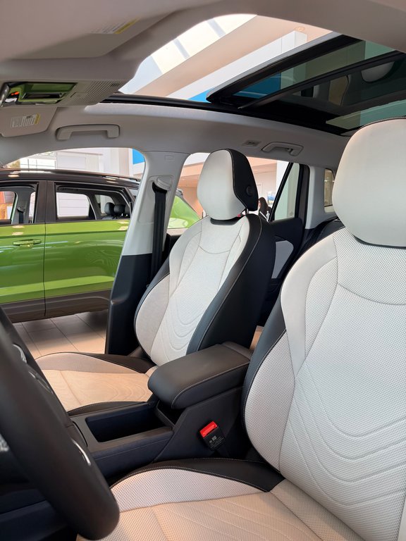 Volkswagen Tiguan Comfortline 2025 à Boucherville, Québec - 4 - w1024h768px