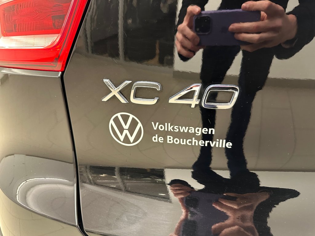 Volvo XC40 Momentum 2021 à Boucherville, Québec - 18 - w1024h768px