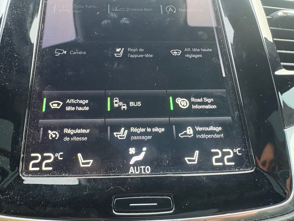 Volvo XC90 R-Design, 7 PLACES, TRÈS BAS KM 2020 à Boucherville, Québec - 35 - w1024h768px