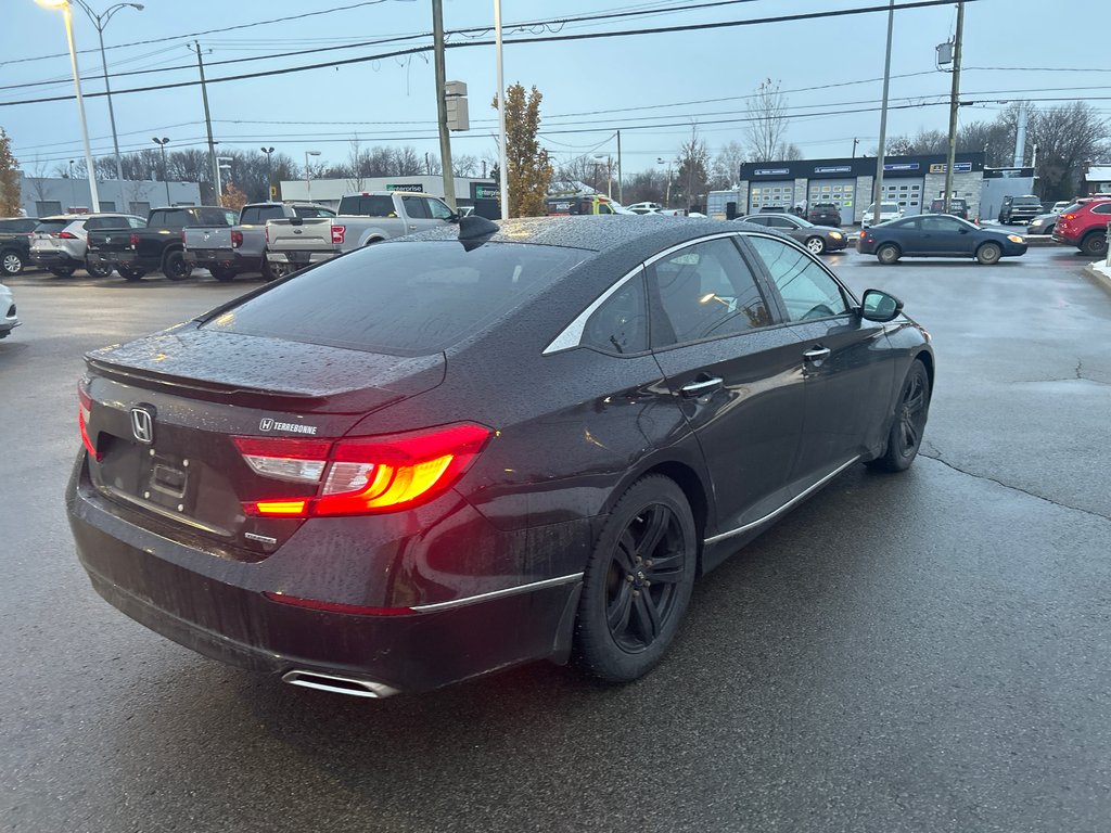 Honda Accord Sedan Touring 2020-5