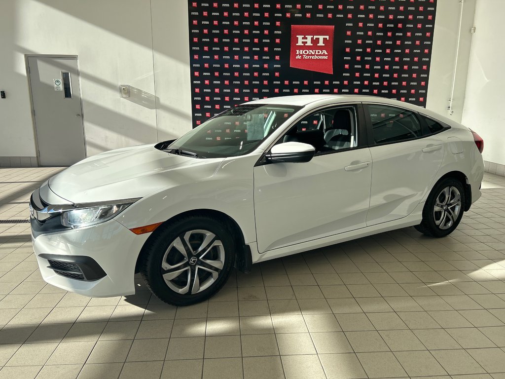 Honda Civic Sedan LX 2018-1