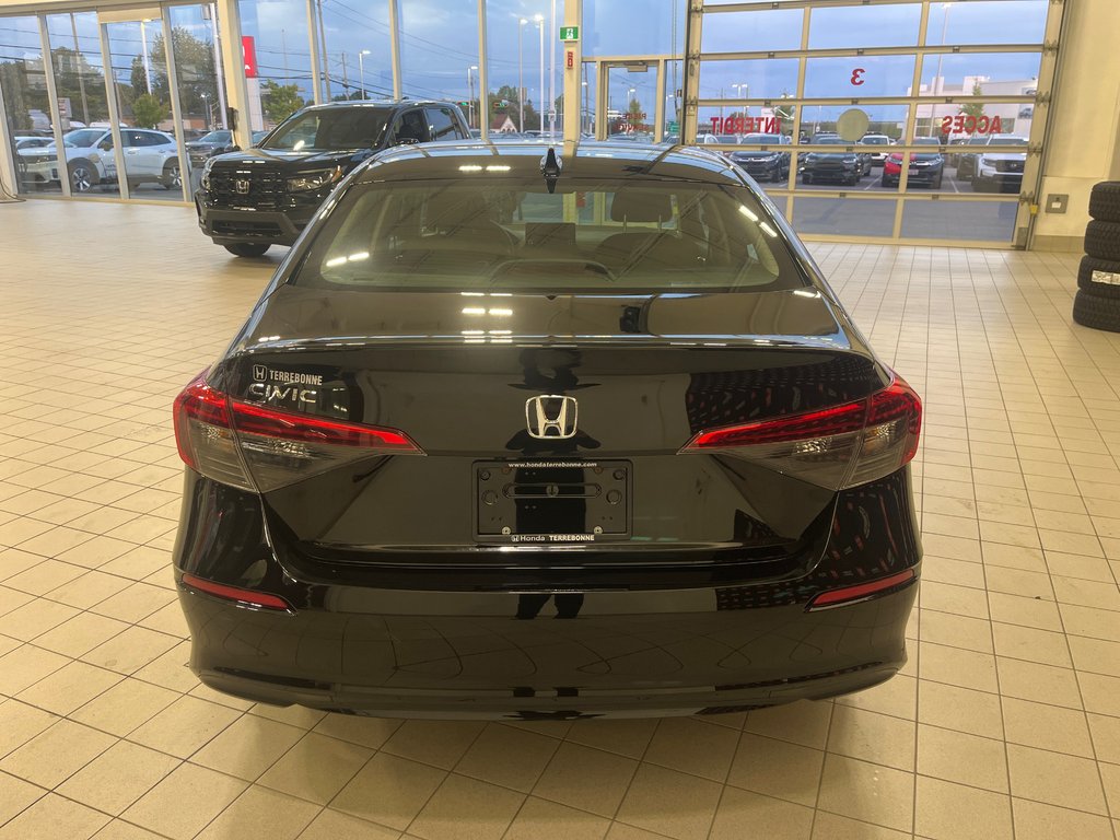Honda Civic Sedan  2023-4