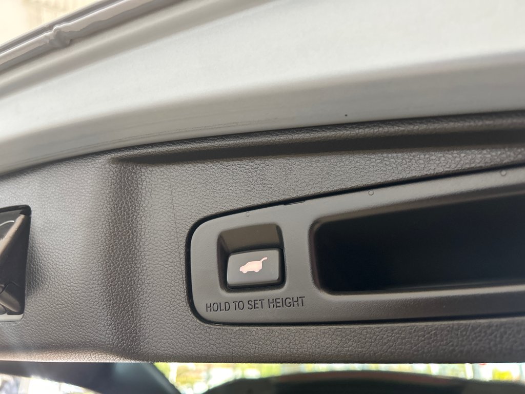 Honda CR-V Touring 2020-6