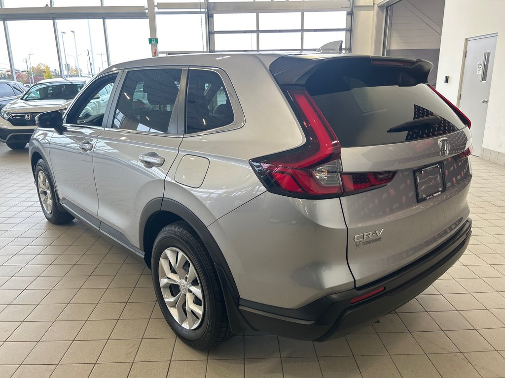 Honda CR-V LX 2023-7