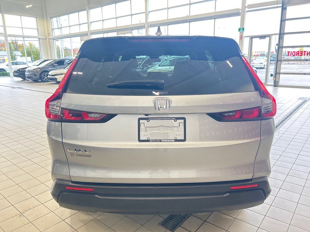 Honda CR-V LX 2023-6