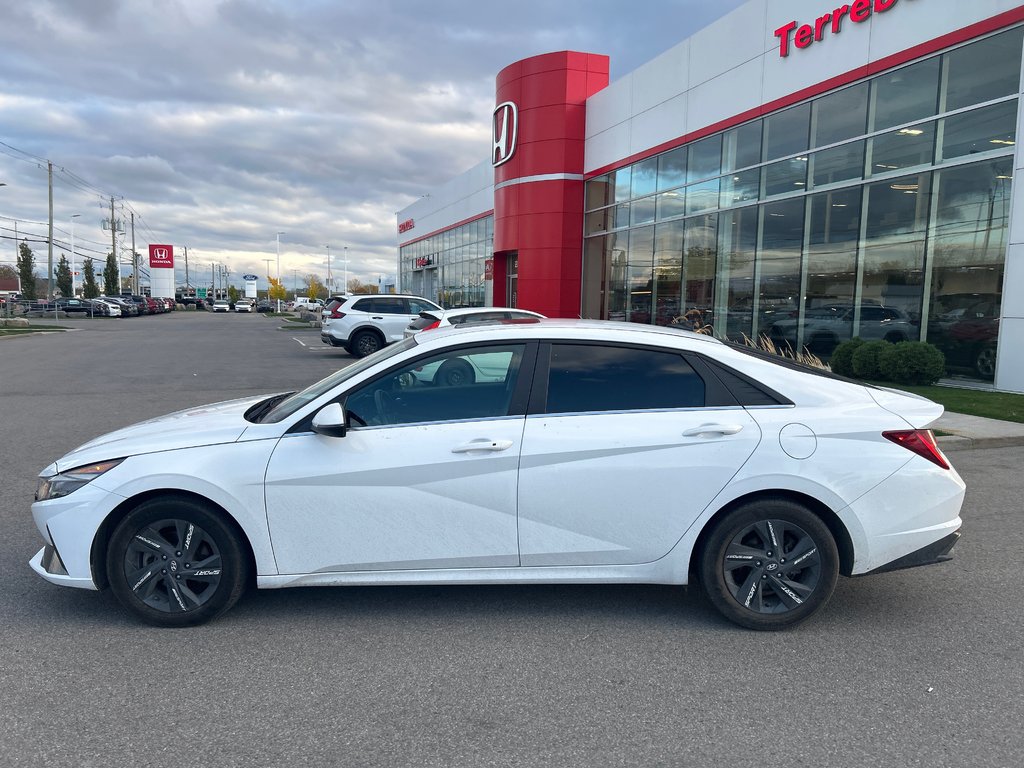 Hyundai Elantra Hybrid Ultimate 2022-2