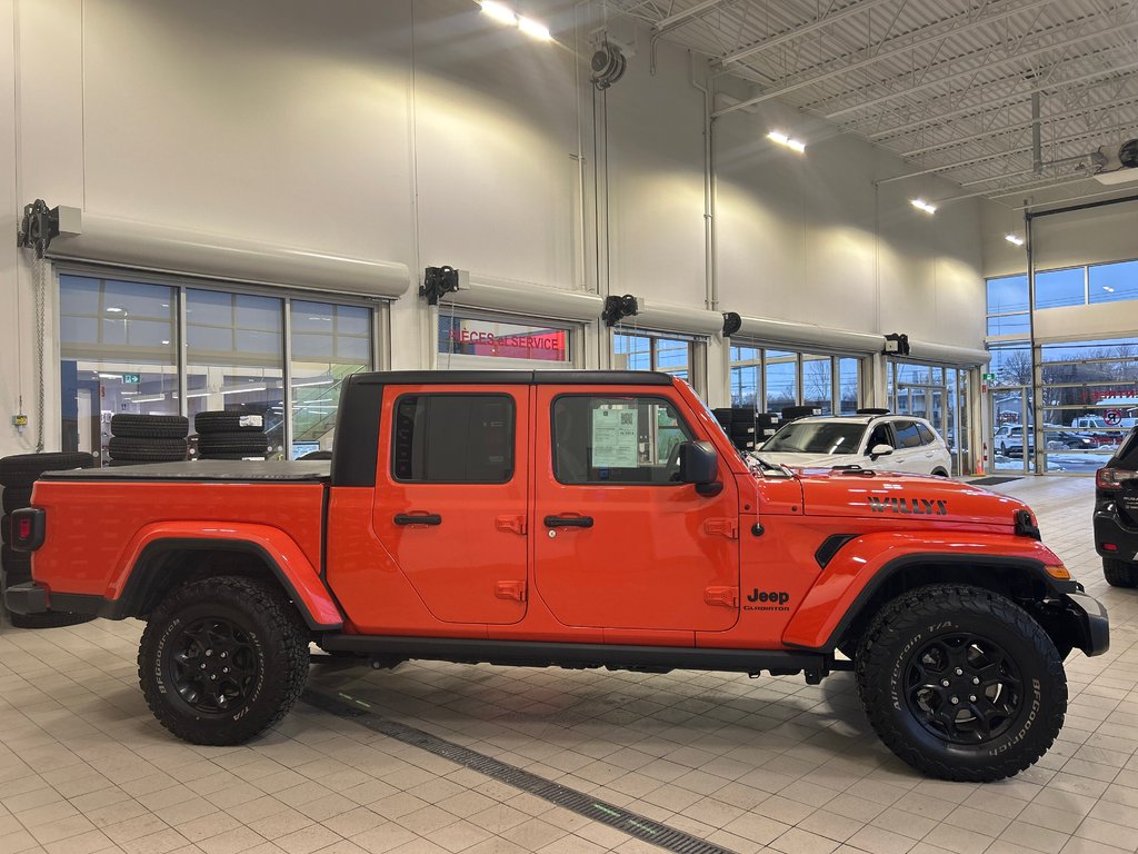 Jeep Gladiator Willys 2023-5