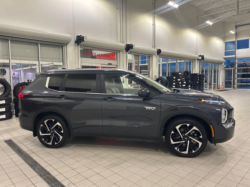 Mitsubishi Outlander Plug-In Hybrid SEL 2025-5