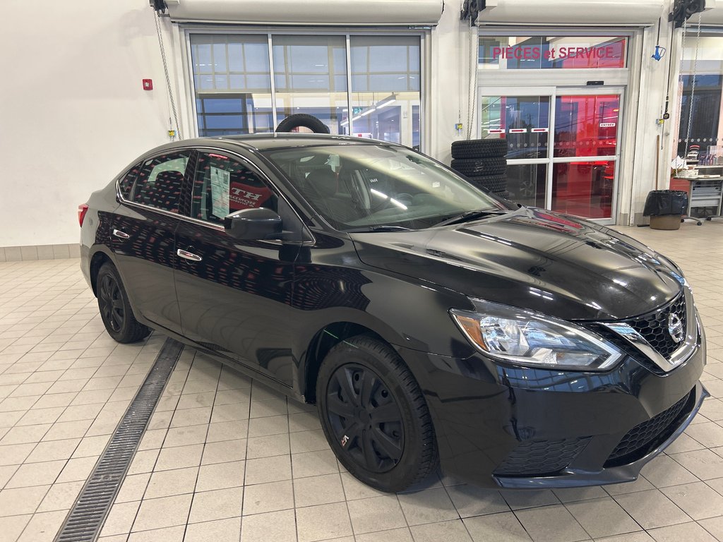 Nissan Sentra S 2016-3