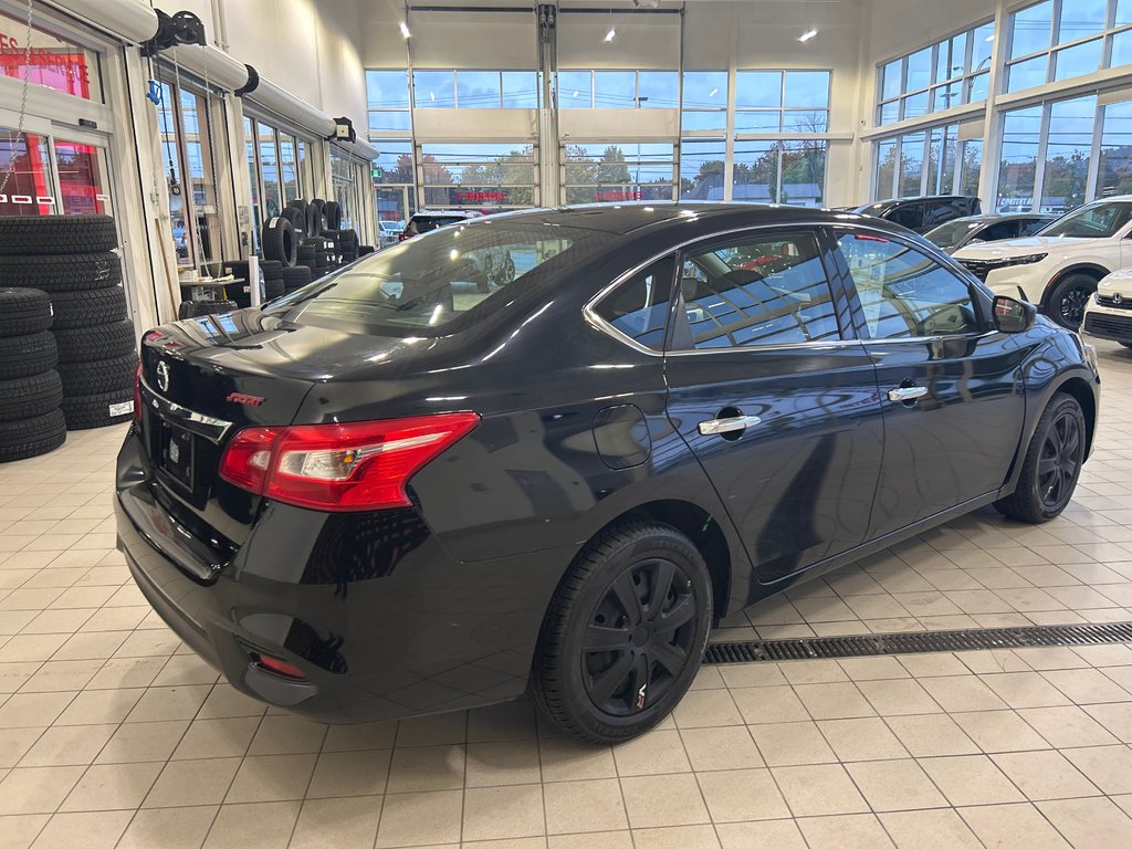 Nissan Sentra S 2016-5