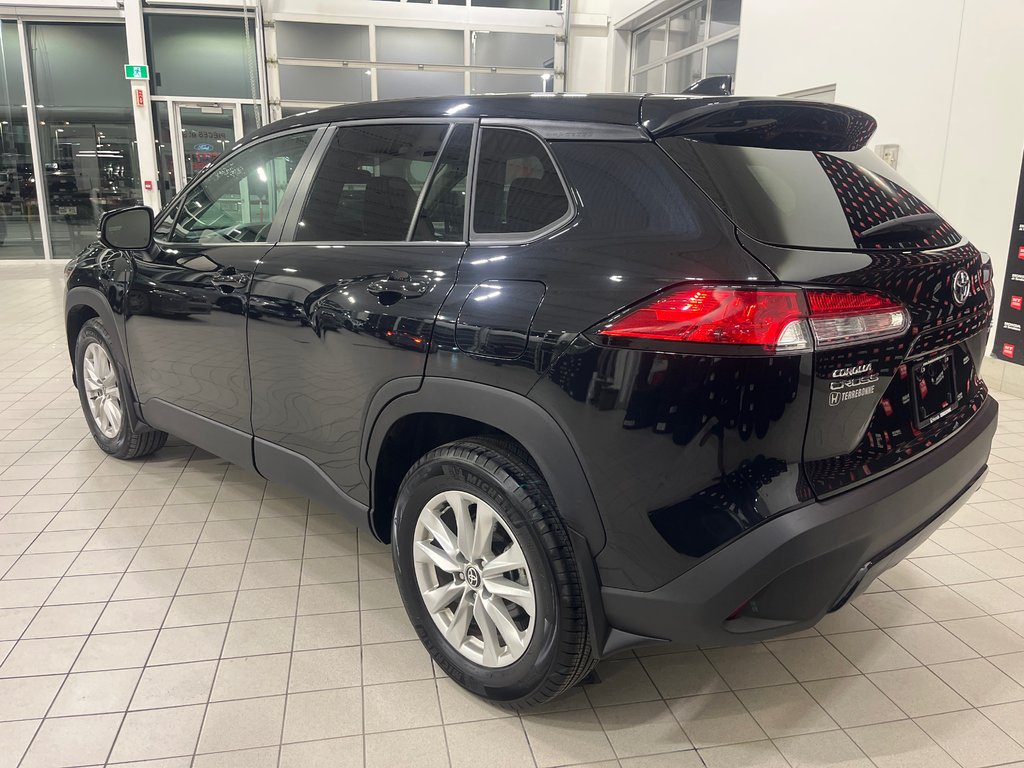Toyota Corolla Cross LE 2023-6